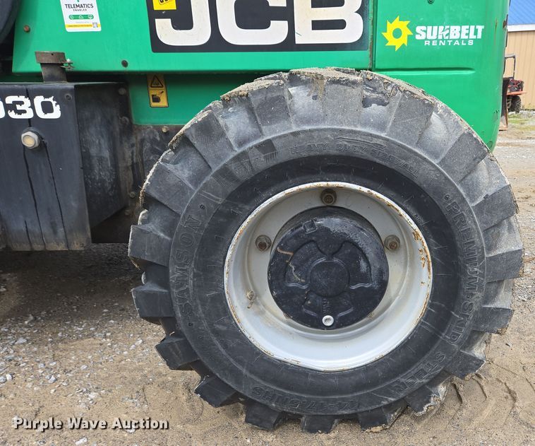 image for item EC4209 JCB 930 forklift