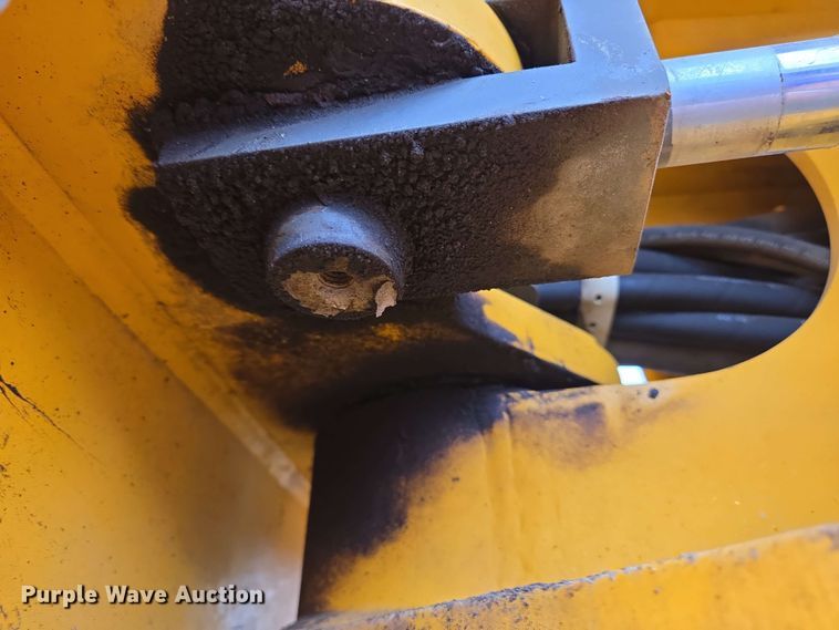 image for item EC4210 2016 Volvo L45H wheel loader