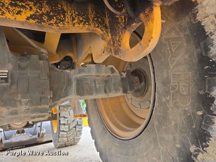 image for item EC4210 2016 Volvo L45H wheel loader