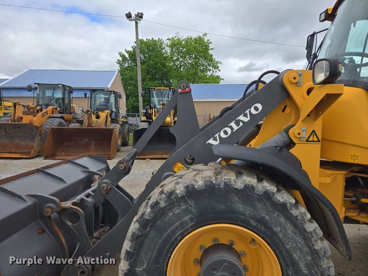 image for item EC4210 2016 Volvo L45H wheel loader