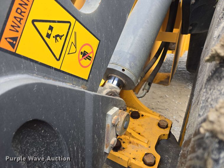 image for item EC4210 2016 Volvo L45H wheel loader