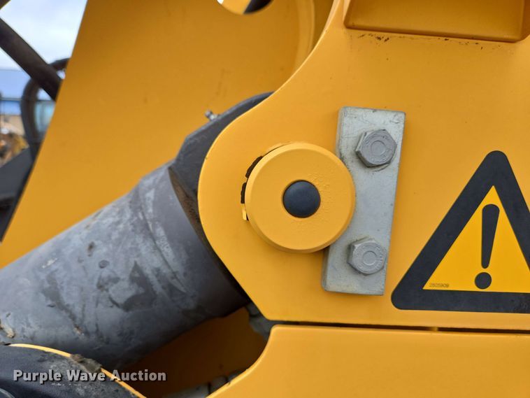 image for item EC4210 2016 Volvo L45H wheel loader