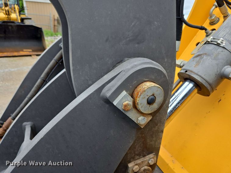 image for item EC4210 2016 Volvo L45H wheel loader