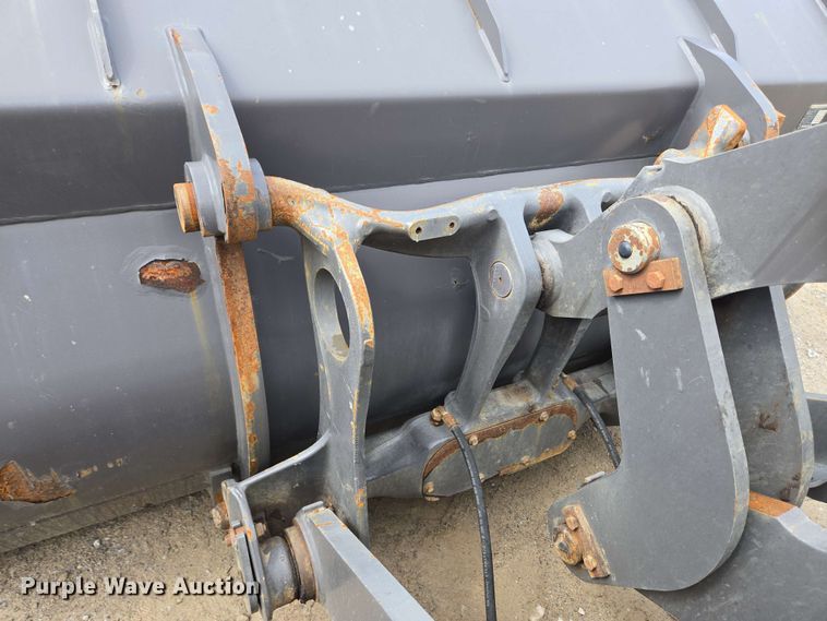 image for item EC4210 2016 Volvo L45H wheel loader