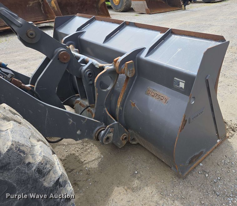 image for item EC4210 2016 Volvo L45H wheel loader