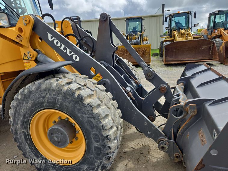 image for item EC4210 2016 Volvo L45H wheel loader