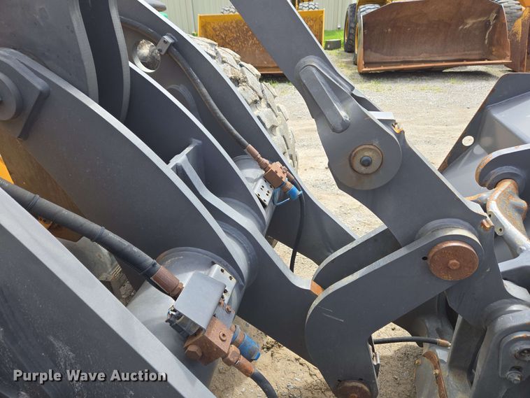 image for item EC4210 2016 Volvo L45H wheel loader