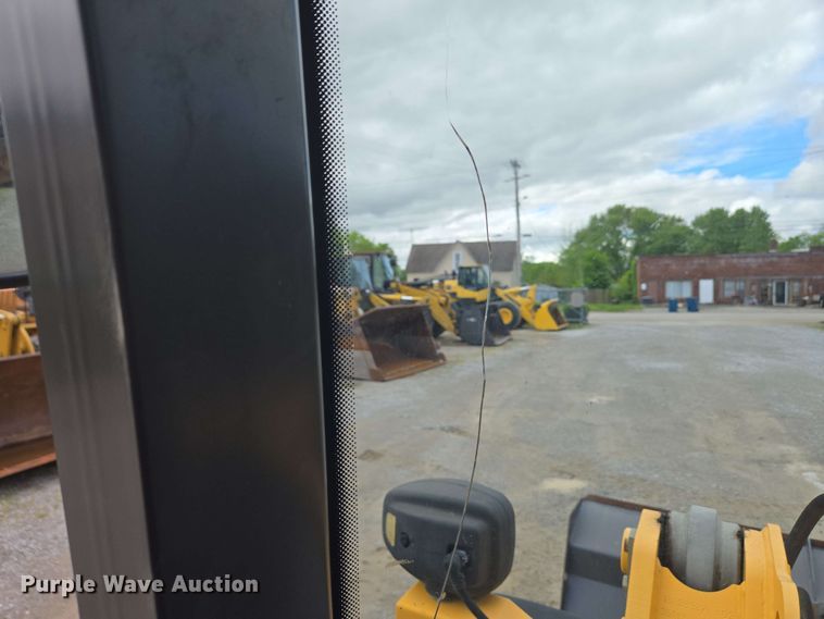 image for item EC4210 2016 Volvo L45H wheel loader