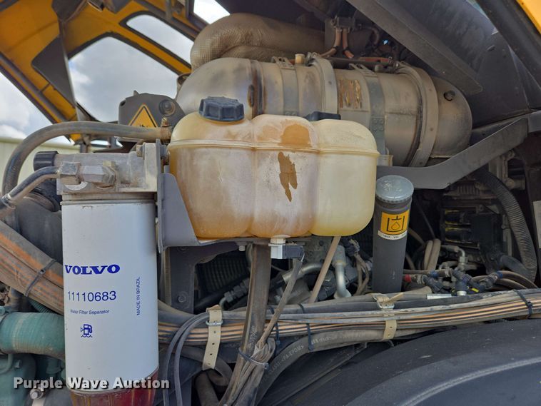 image for item EC4210 2016 Volvo L45H wheel loader