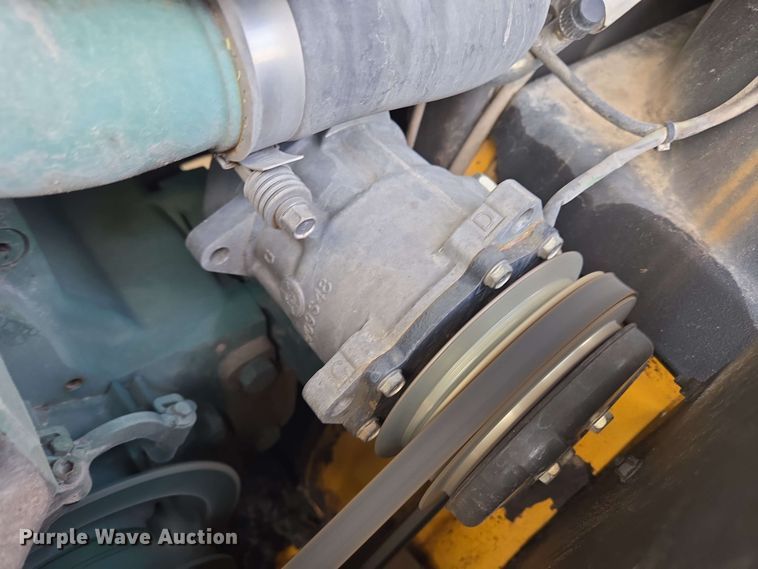 image for item EC4210 2016 Volvo L45H wheel loader