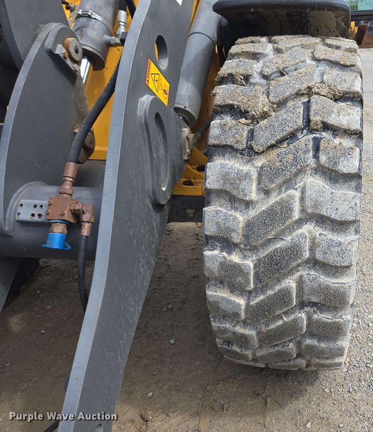 image for item EC4210 2016 Volvo L45H wheel loader