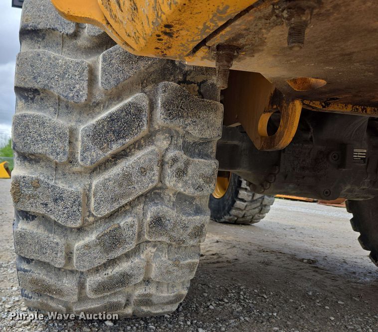 image for item EC4210 2016 Volvo L45H wheel loader