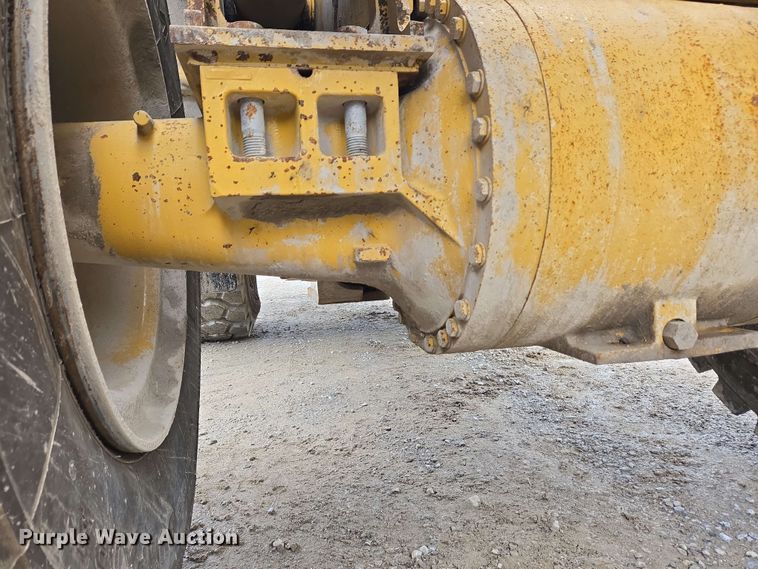 image for item EC4211 2012 Caterpillar 972K wheel loader