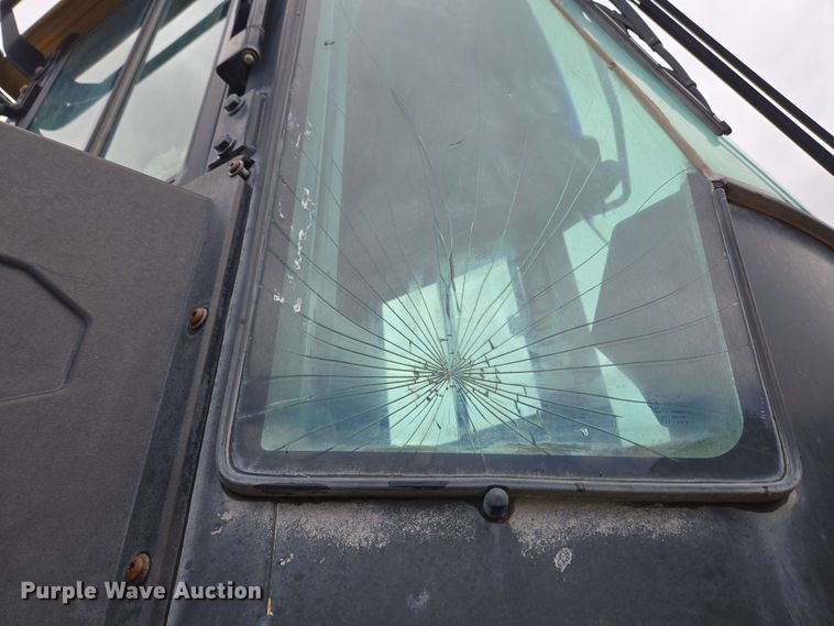 image for item EC4211 2012 Caterpillar 972K wheel loader