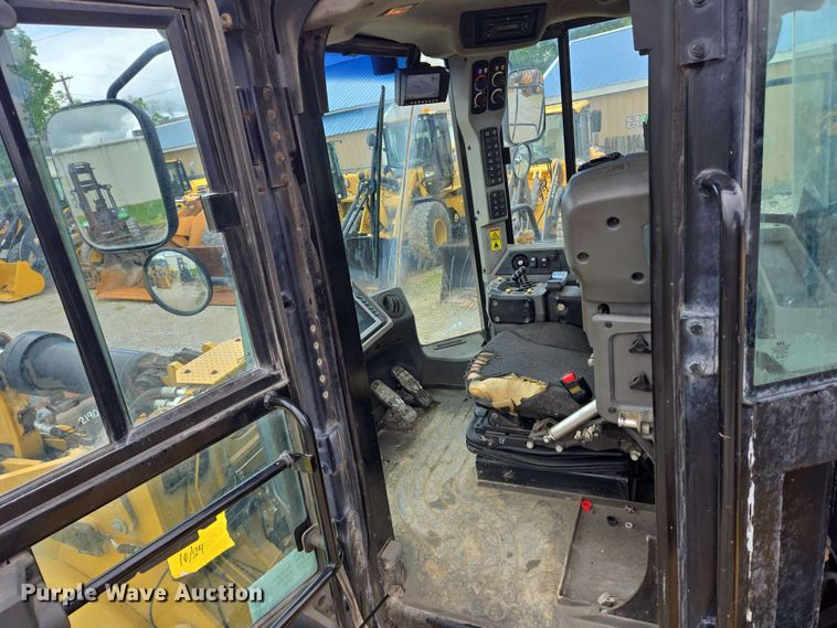 image for item EC4211 2012 Caterpillar 972K wheel loader