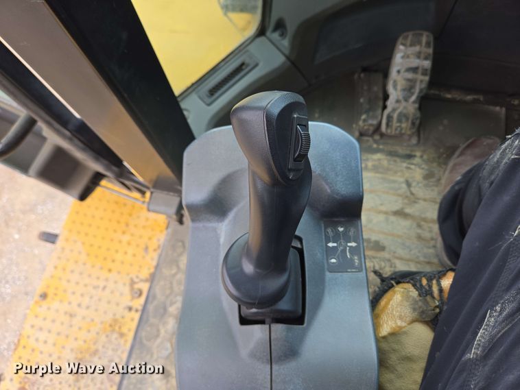 image for item EC4211 2012 Caterpillar 972K wheel loader