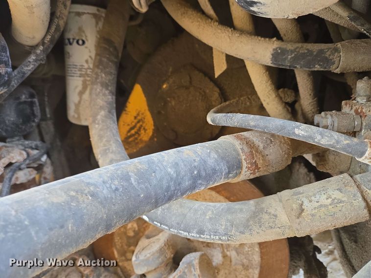 image for item EC4212 2018 Volvo L220H wheel loader