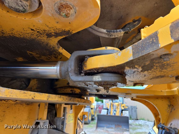 image for item EC4212 2018 Volvo L220H wheel loader