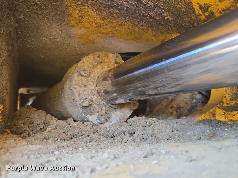 image for item EC4212 2018 Volvo L220H wheel loader