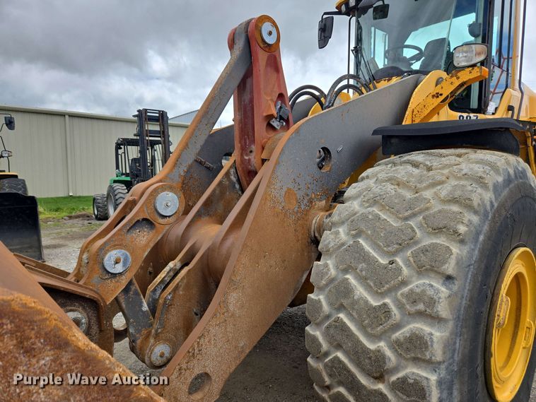 image for item EC4212 2018 Volvo L220H wheel loader