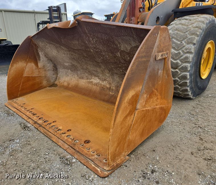 image for item EC4212 2018 Volvo L220H wheel loader