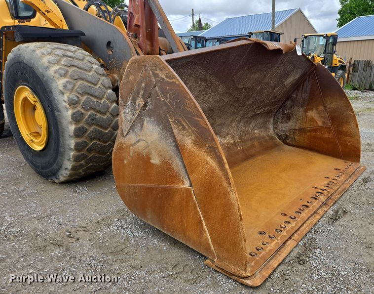 image for item EC4212 2018 Volvo L220H wheel loader