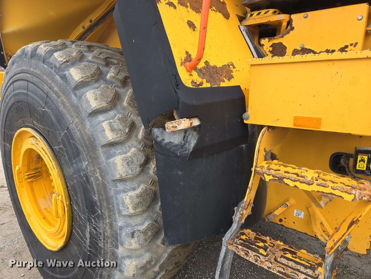 image for item EC4212 2018 Volvo L220H wheel loader