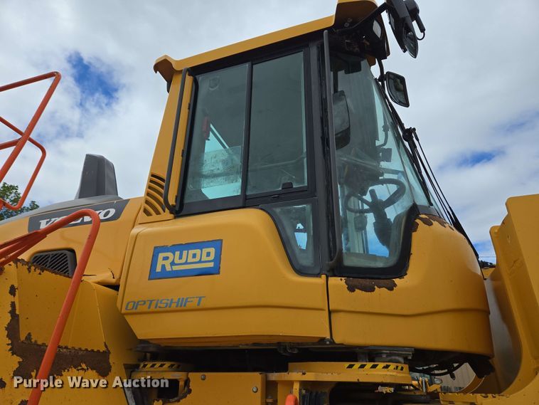 image for item EC4212 2018 Volvo L220H wheel loader