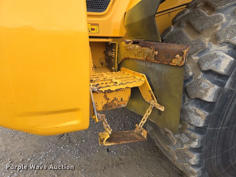image for item EC4212 2018 Volvo L220H wheel loader