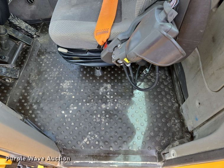 image for item EC4212 2018 Volvo L220H wheel loader