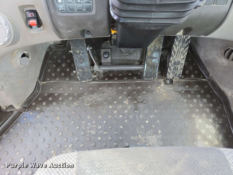 image for item EC4212 2018 Volvo L220H wheel loader