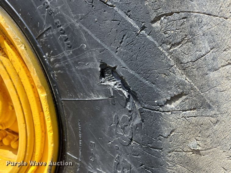image for item EC4212 2018 Volvo L220H wheel loader