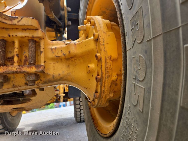 image for item EC4213 2018 Volvo L70H wheel loader