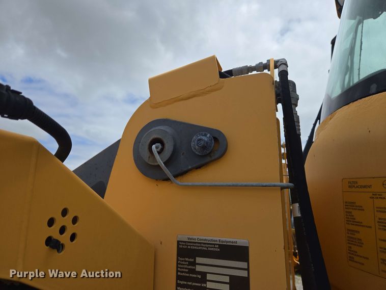 image for item EC4213 2018 Volvo L70H wheel loader