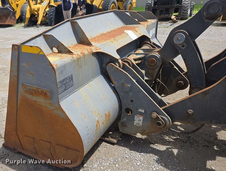 image for item EC4213 2018 Volvo L70H wheel loader