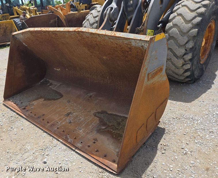 image for item EC4213 2018 Volvo L70H wheel loader