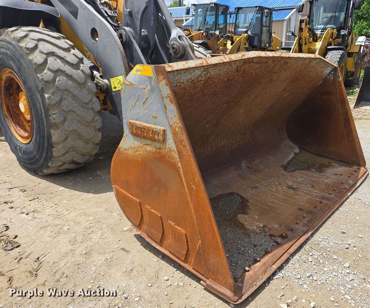 image for item EC4213 2018 Volvo L70H wheel loader