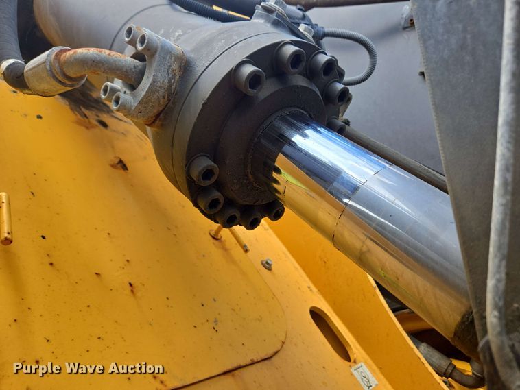 image for item EC4213 2018 Volvo L70H wheel loader