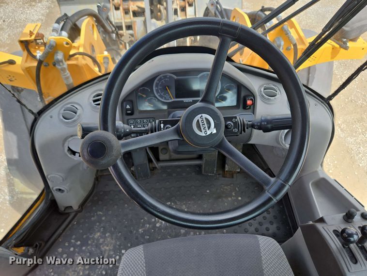 image for item EC4213 2018 Volvo L70H wheel loader