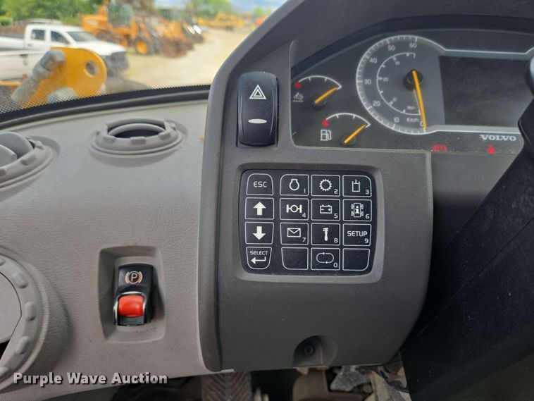 image for item EC4213 2018 Volvo L70H wheel loader