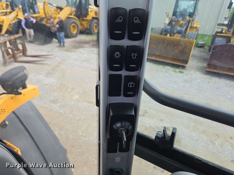 image for item EC4213 2018 Volvo L70H wheel loader