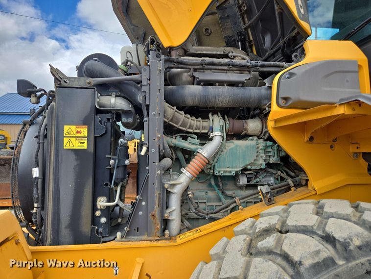 image for item EC4213 2018 Volvo L70H wheel loader