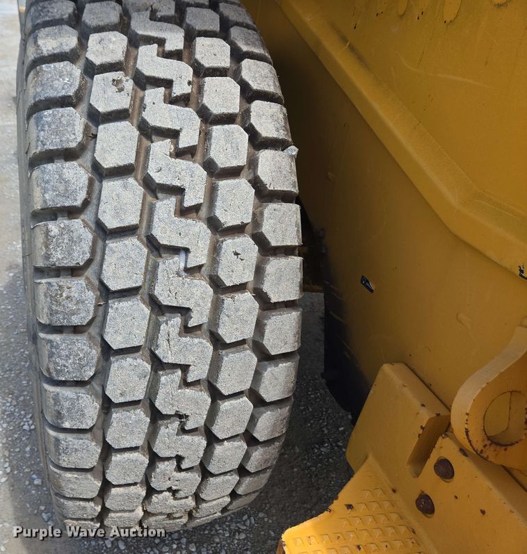 image for item EC4213 2018 Volvo L70H wheel loader