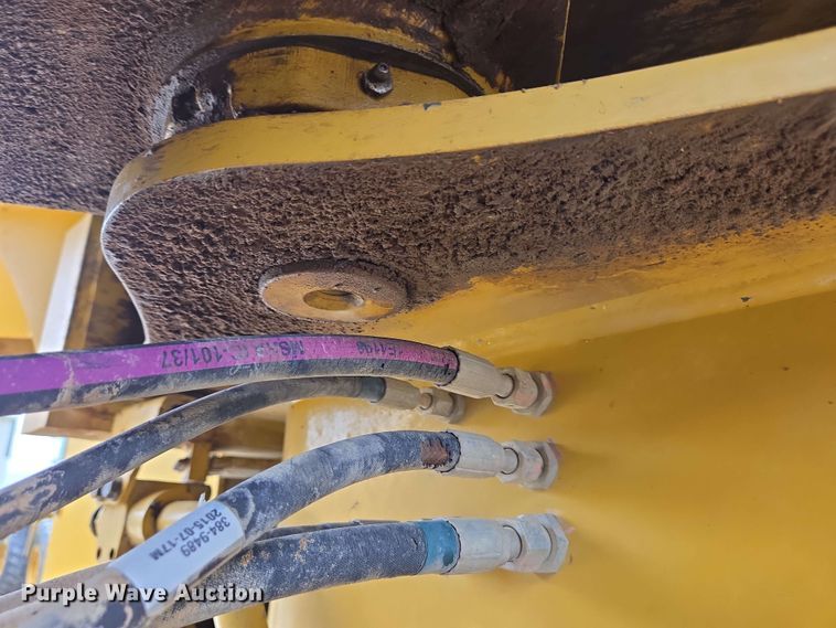 image for item EC4214 2015 Caterpillar 950M wheel loader