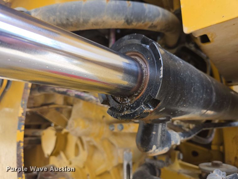 image for item EC4214 2015 Caterpillar 950M wheel loader