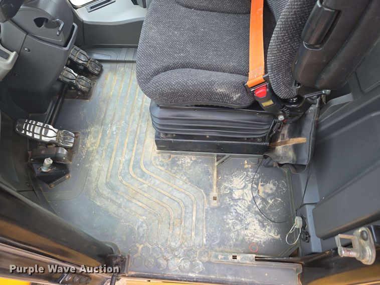 image for item EC4214 2015 Caterpillar 950M wheel loader