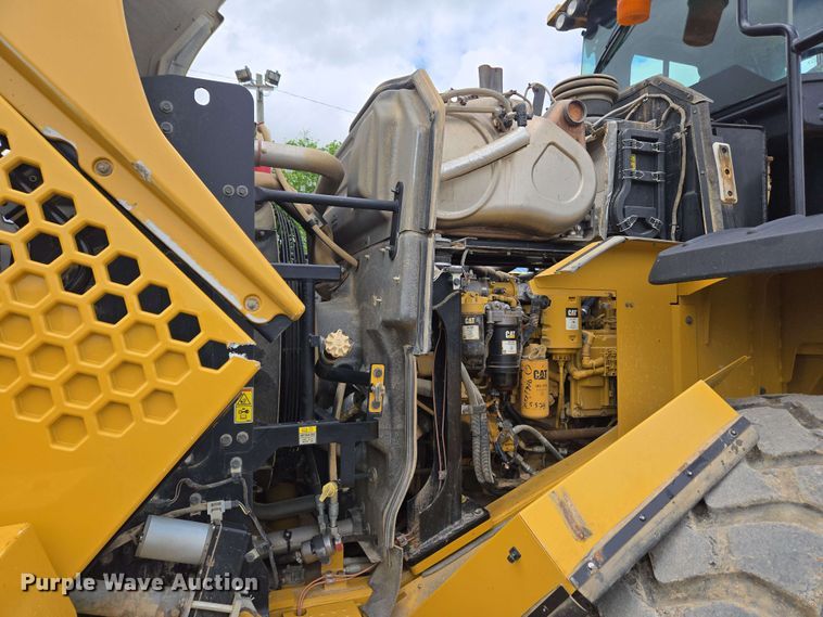 image for item EC4214 2015 Caterpillar 950M wheel loader