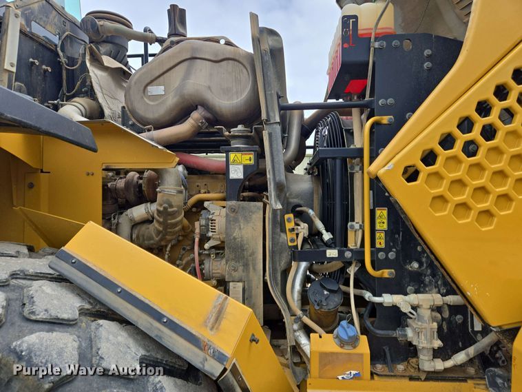image for item EC4214 2015 Caterpillar 950M wheel loader
