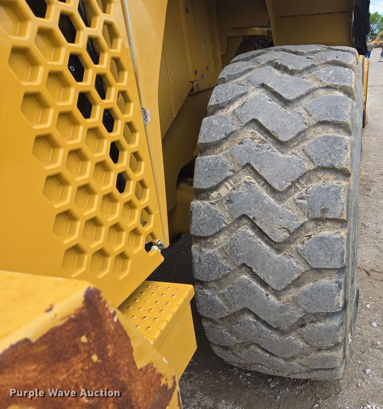 image for item EC4214 2015 Caterpillar 950M wheel loader