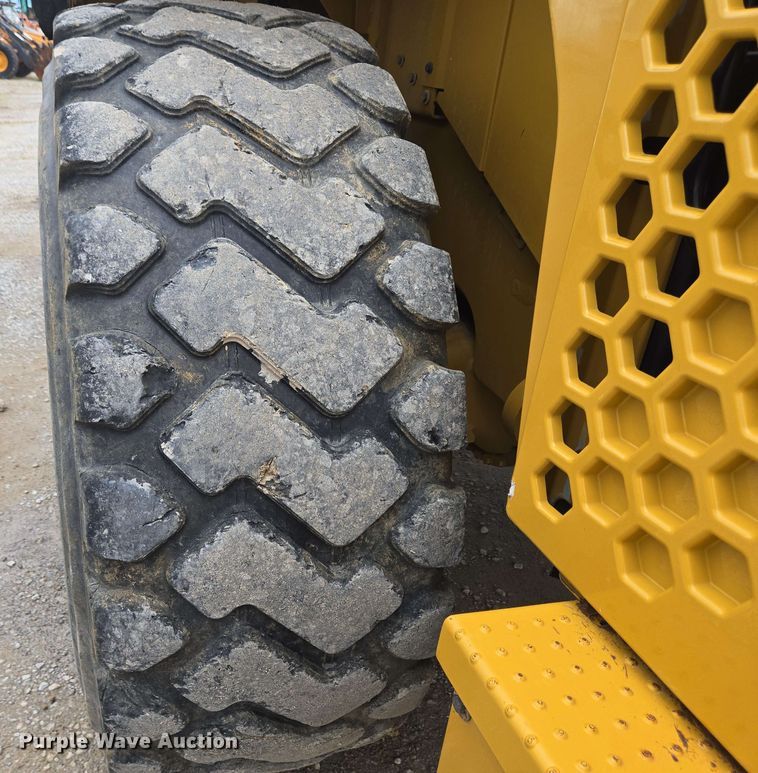 image for item EC4214 2015 Caterpillar 950M wheel loader